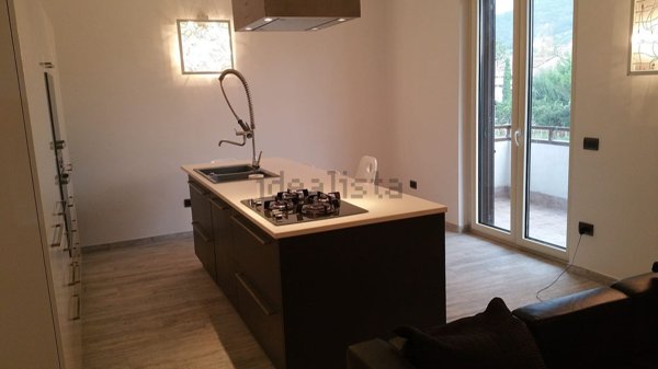 appartamento in vendita ad Albanella