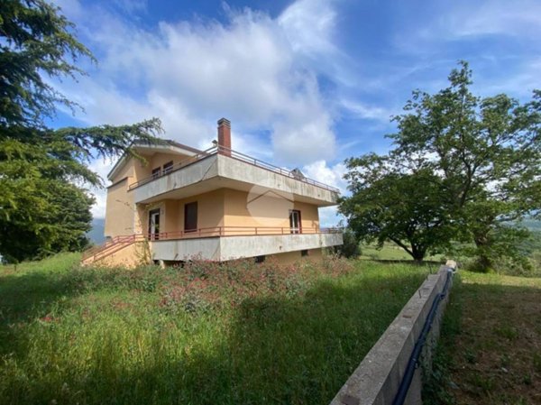casa indipendente in vendita ad Albanella