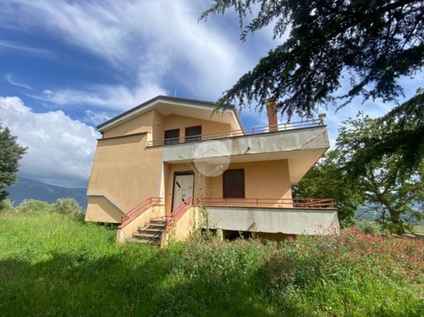 casa indipendente in vendita ad Albanella