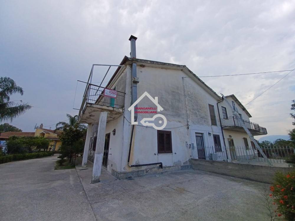 appartamento in vendita ad Albanella