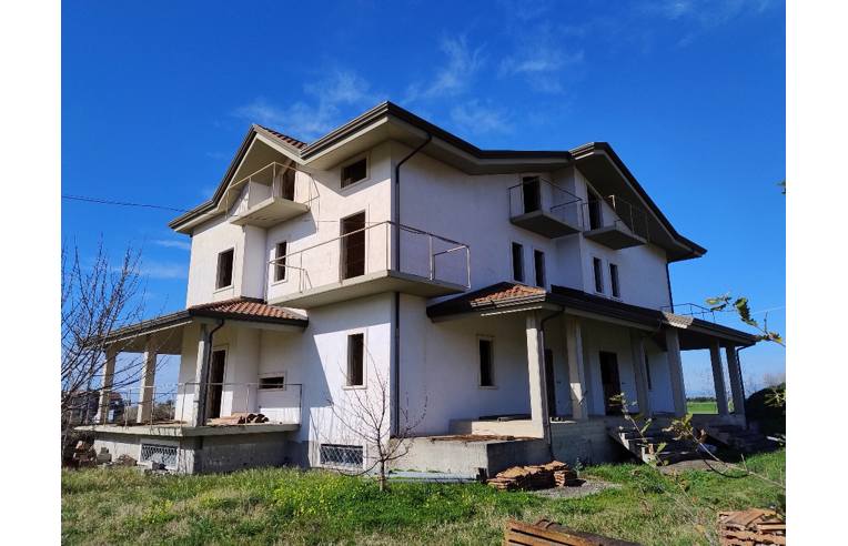 casa indipendente in vendita ad Albanella