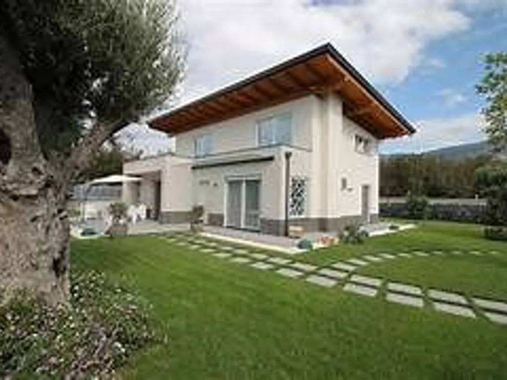 terreno agricolo in vendita ad Albanella
