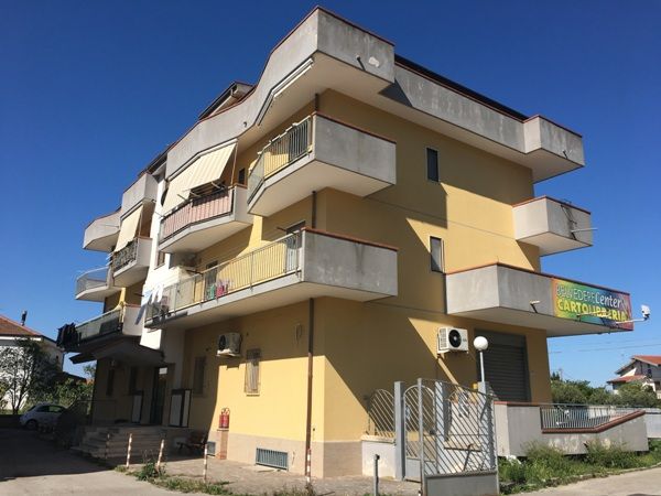 appartamento in vendita ad Altavilla Silentina in zona Cerrelli
