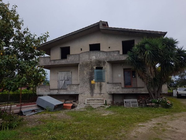 casa indipendente in vendita ad Altavilla Silentina in zona Borgo Carillia