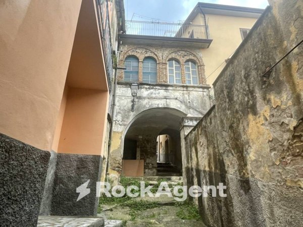 appartamento in vendita ad Altavilla Silentina in zona Cerrelli