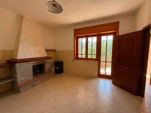 casa indipendente in vendita ad Altavilla Silentina