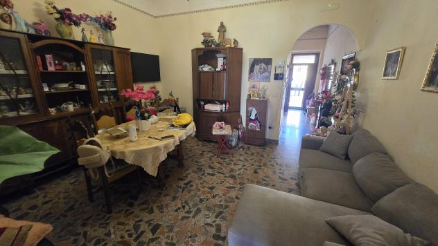 casa indipendente in vendita ad Altavilla Silentina in zona Borgo Carillia