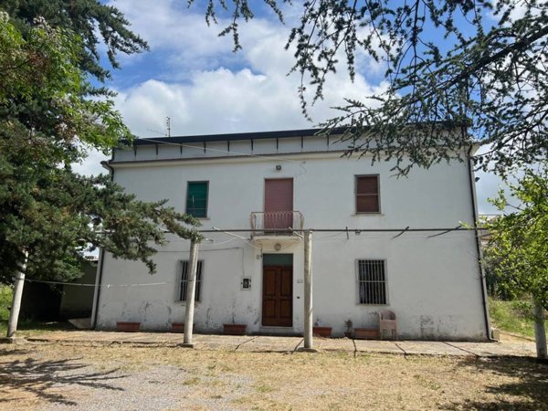 casa indipendente in vendita ad Altavilla Silentina in zona Cerrelli