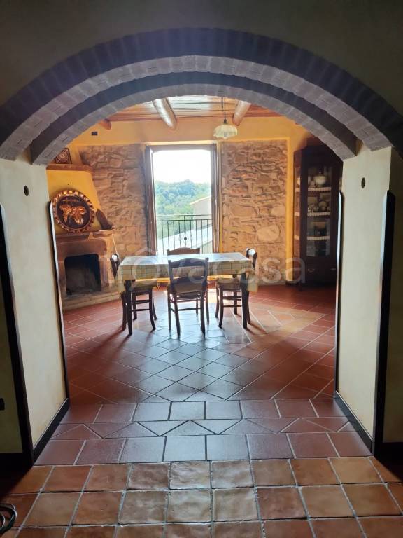 appartamento in vendita ad Altavilla Silentina