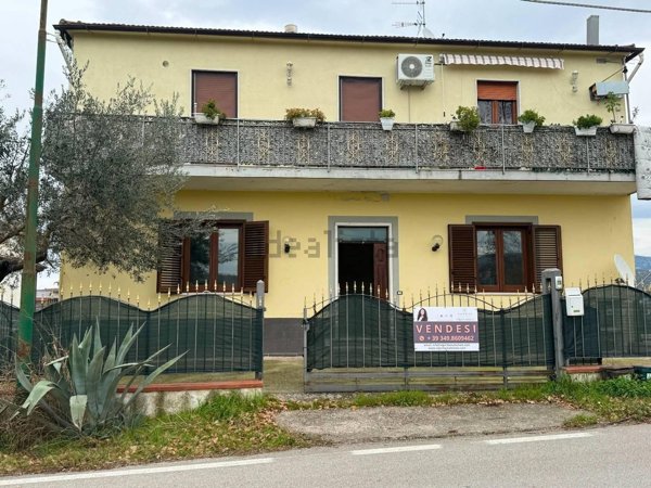 casa indipendente in vendita ad Altavilla Silentina