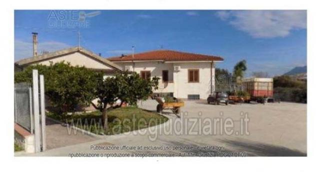 casa indipendente in vendita ad Altavilla Silentina
