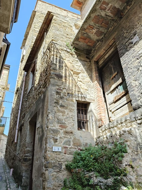 casa indipendente in vendita ad Altavilla Silentina