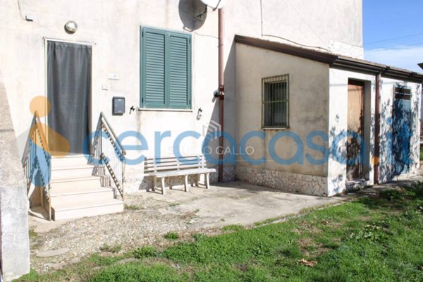appartamento in vendita ad Altavilla Silentina in zona Cerrelli