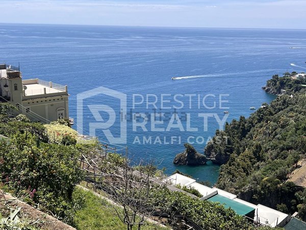 appartamento in vendita ad Amalfi in zona Pastena/Lone