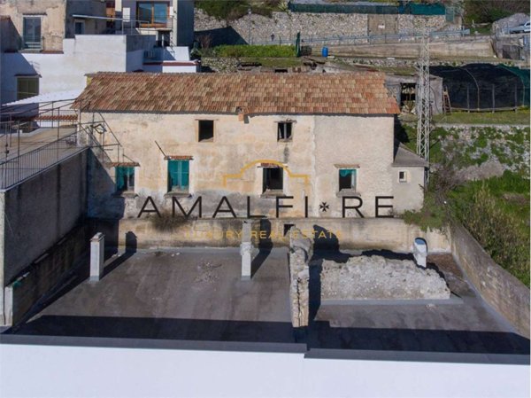 casa indipendente in vendita ad Amalfi in zona Tovere
