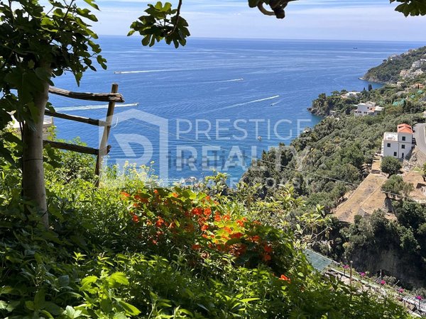 appartamento in vendita ad Amalfi in zona Pastena/Lone