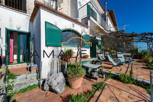 appartamento in vendita ad Amalfi in zona Tovere