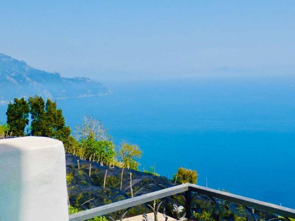 appartamento in vendita ad Amalfi in zona Tovere