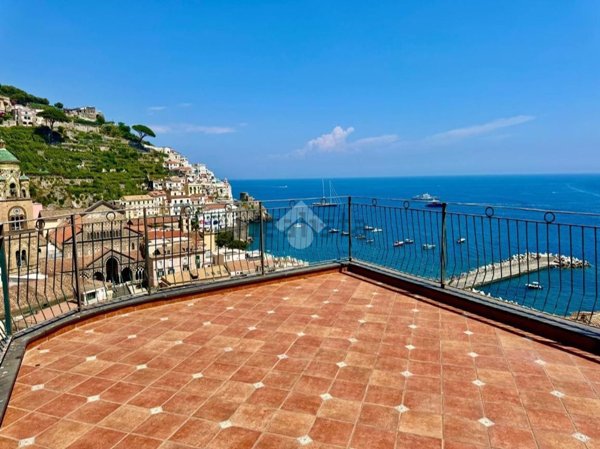 appartamento in vendita ad Amalfi in zona Pastena/Lone
