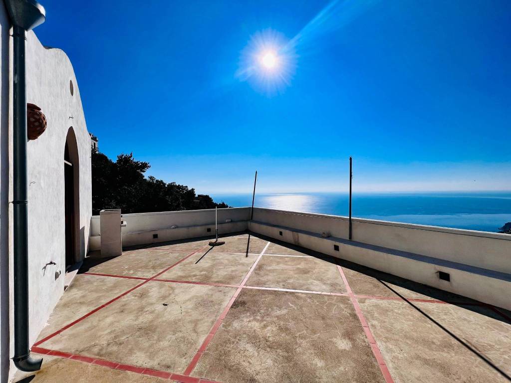 casa indipendente in vendita ad Amalfi in zona Pogerola