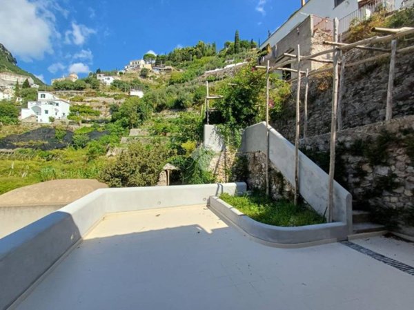 appartamento in vendita ad Amalfi in zona Pogerola