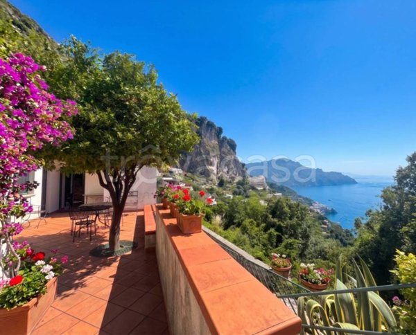 casa indipendente in vendita ad Amalfi in zona Pogerola