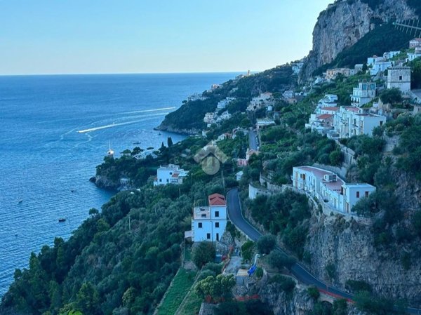 appartamento in vendita ad Amalfi in zona Pastena/Lone