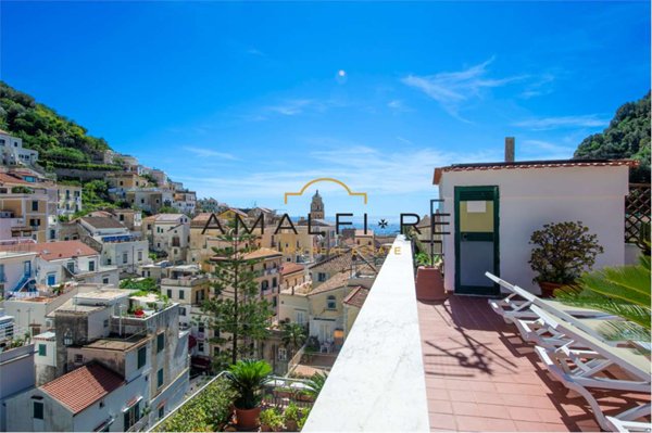 appartamento in vendita ad Amalfi in zona Pastena/Lone