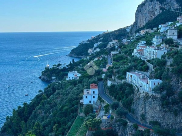 appartamento in vendita ad Amalfi in zona Pastena/Lone