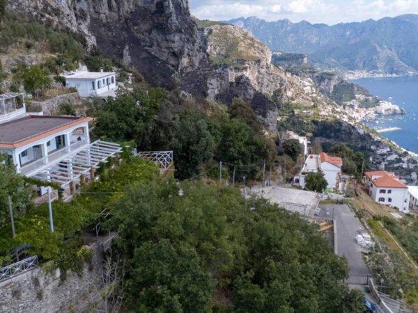 casa indipendente in vendita ad Amalfi in zona Tovere