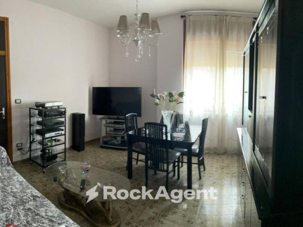 appartamento in vendita ad Angri