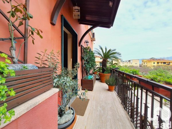 casa indipendente in vendita ad Angri