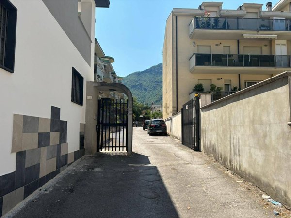 appartamento in vendita ad Angri