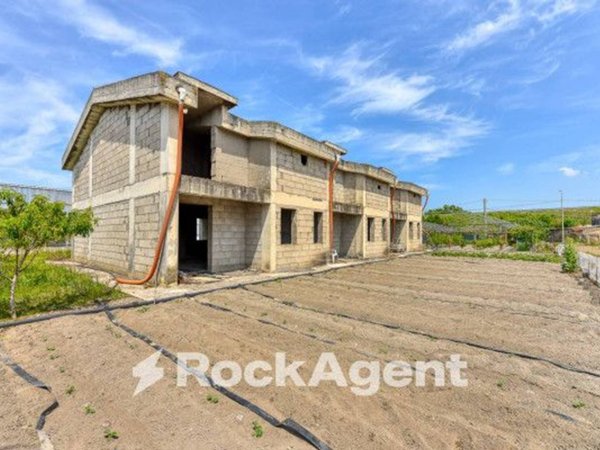 casa indipendente in vendita ad Angri