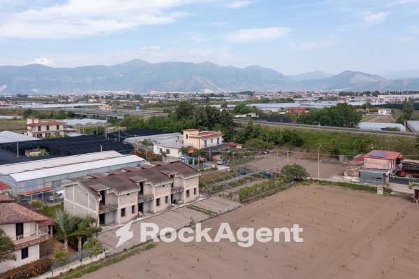 casa indipendente in vendita ad Angri