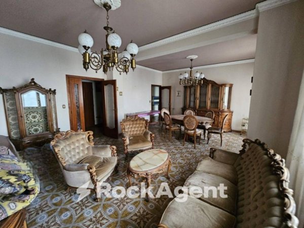 appartamento in vendita ad Angri