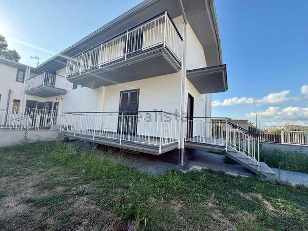 casa indipendente in vendita ad Angri