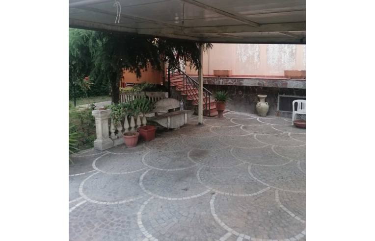 casa indipendente in vendita ad Angri