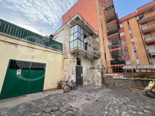 casa indipendente in vendita ad Angri