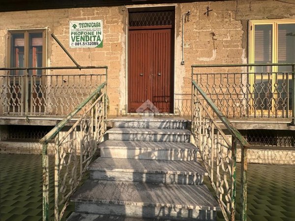 casa indipendente in vendita ad Angri