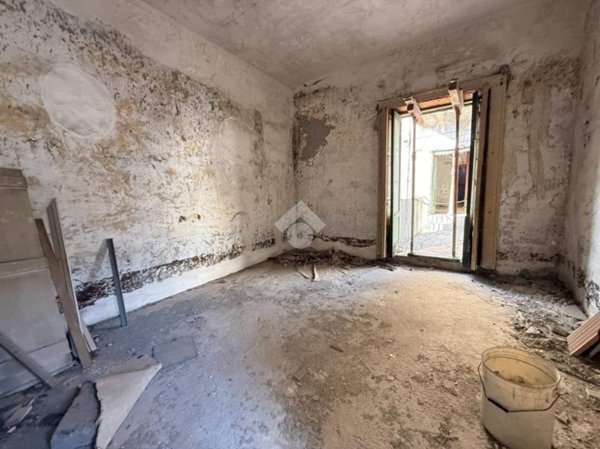 casa indipendente in vendita ad Angri
