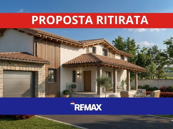 casa indipendente in vendita ad Angri