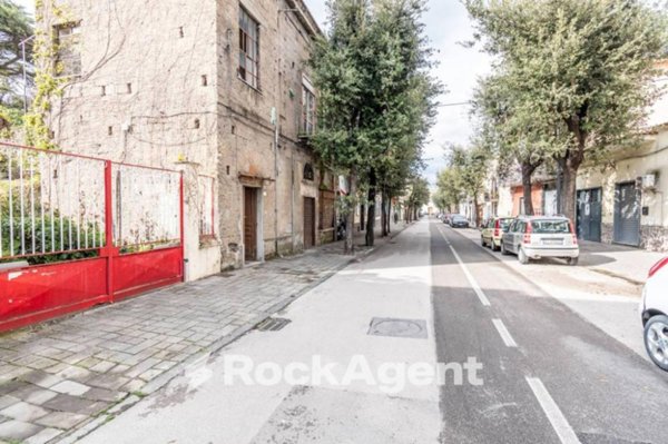 casa indipendente in vendita ad Angri