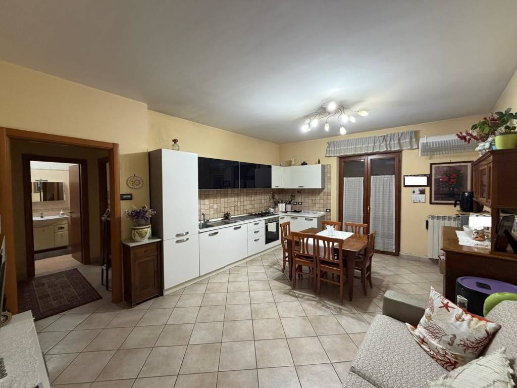 appartamento in vendita ad Angri