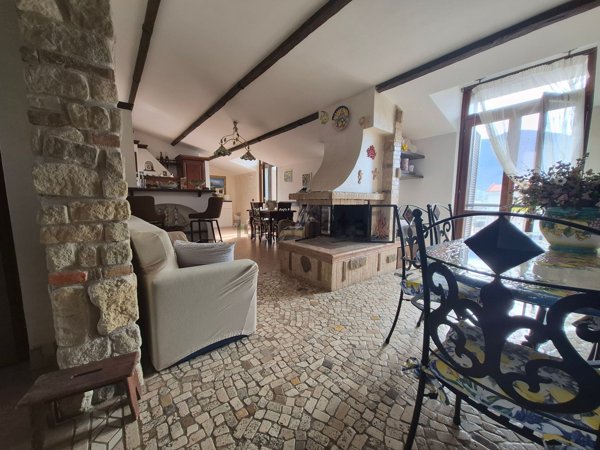 appartamento in vendita ad Angri