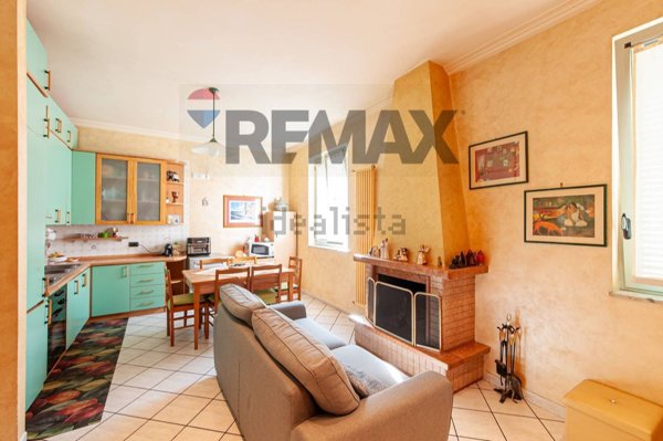 appartamento in vendita ad Angri