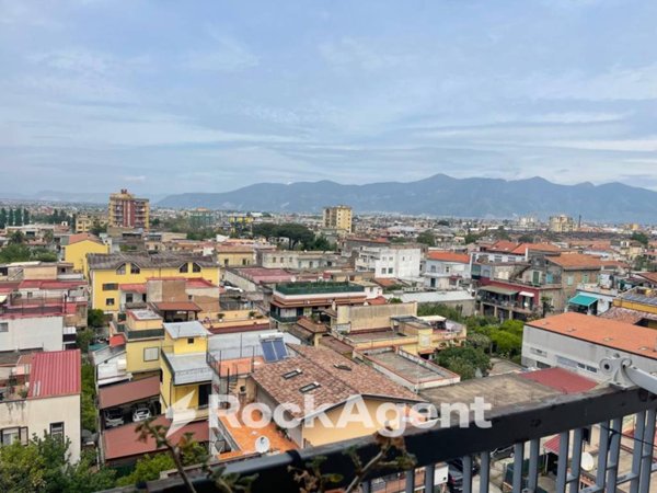 appartamento in vendita ad Angri