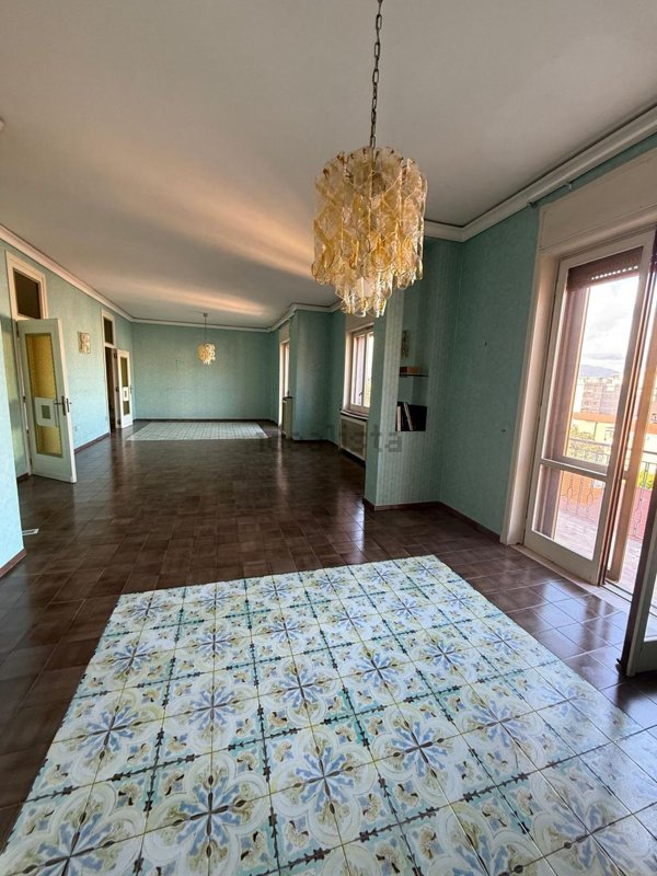 appartamento in vendita ad Angri