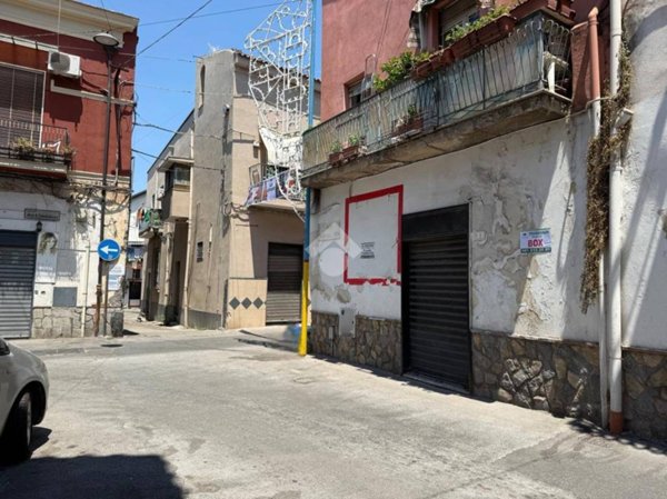 locale commerciale in vendita ad Angri