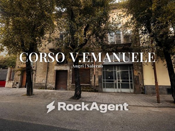 casa indipendente in vendita ad Angri